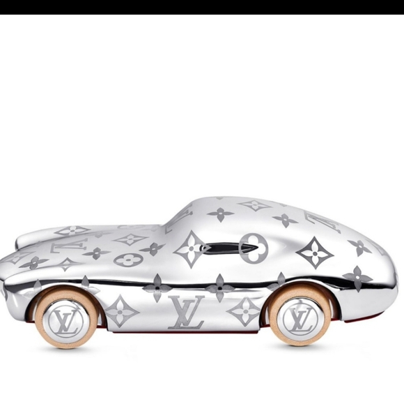 Louis Vuitton Monogram Car Paperweight NWT - Picture 5 of 7